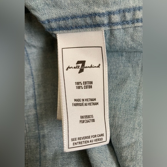 Classic Chambray sleeveless is perfect for warm weather! Mix with dark denim! - Picture 4 of 5